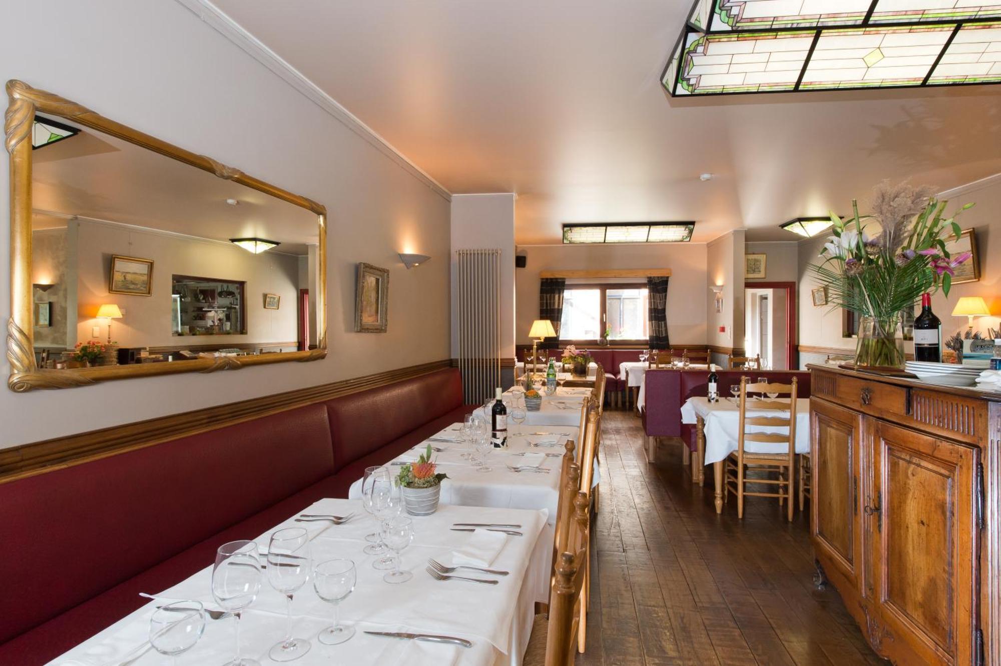 Auberge Le XIX Eme Thulin Екстериор снимка