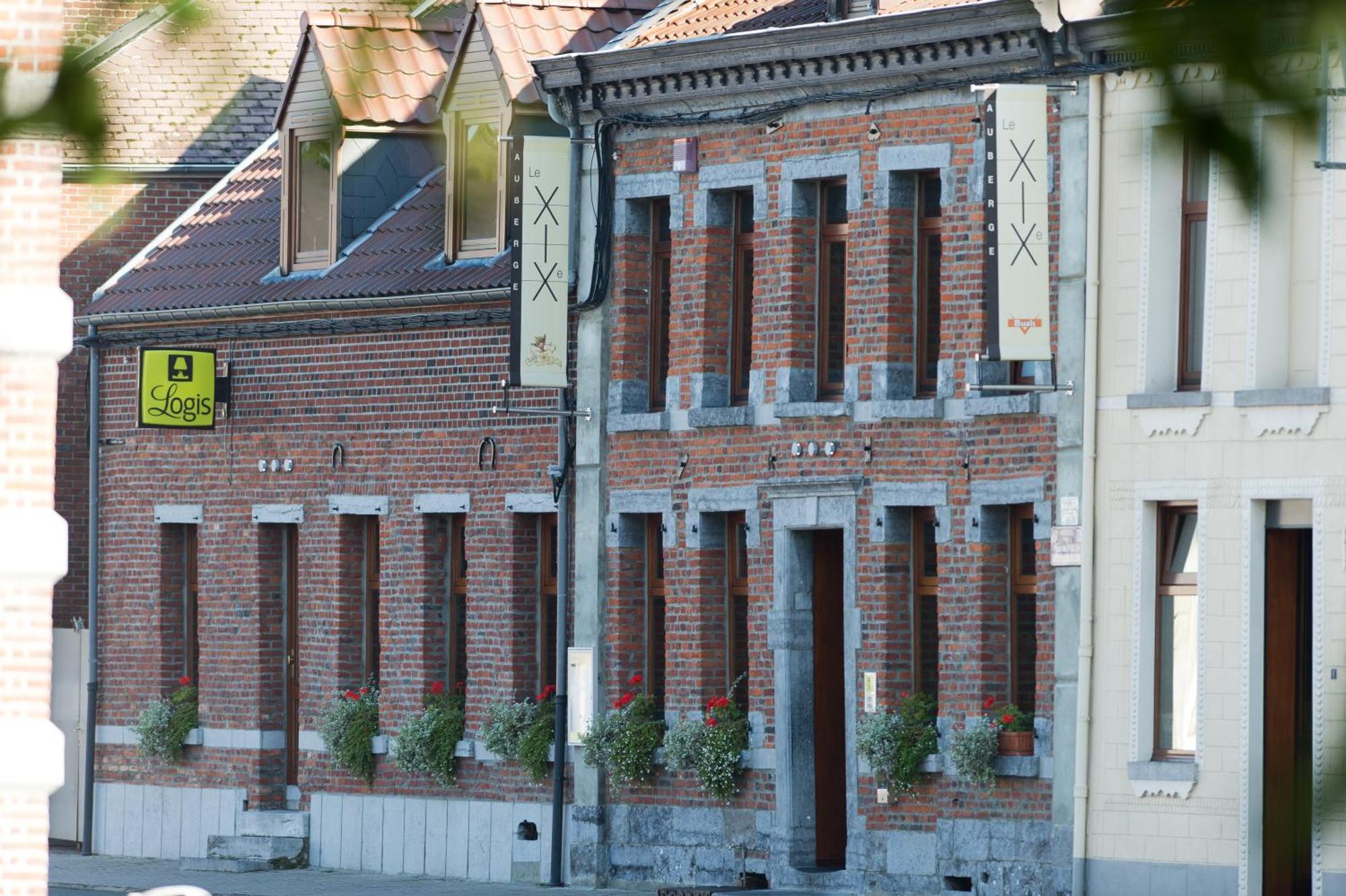 Auberge Le XIX Eme Thulin Екстериор снимка
