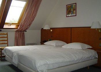 Auberge Le XIX Eme Thulin Екстериор снимка