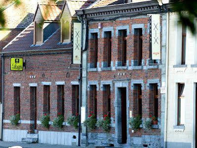 Auberge Le XIX Eme Thulin Екстериор снимка